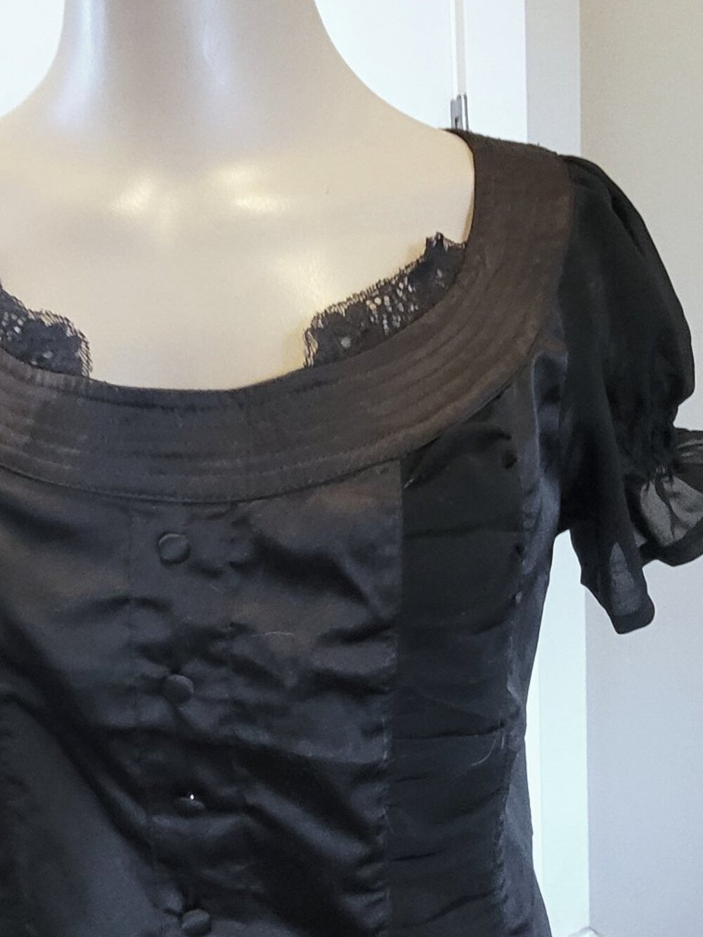Dark coquette top - Picture 4 of 9